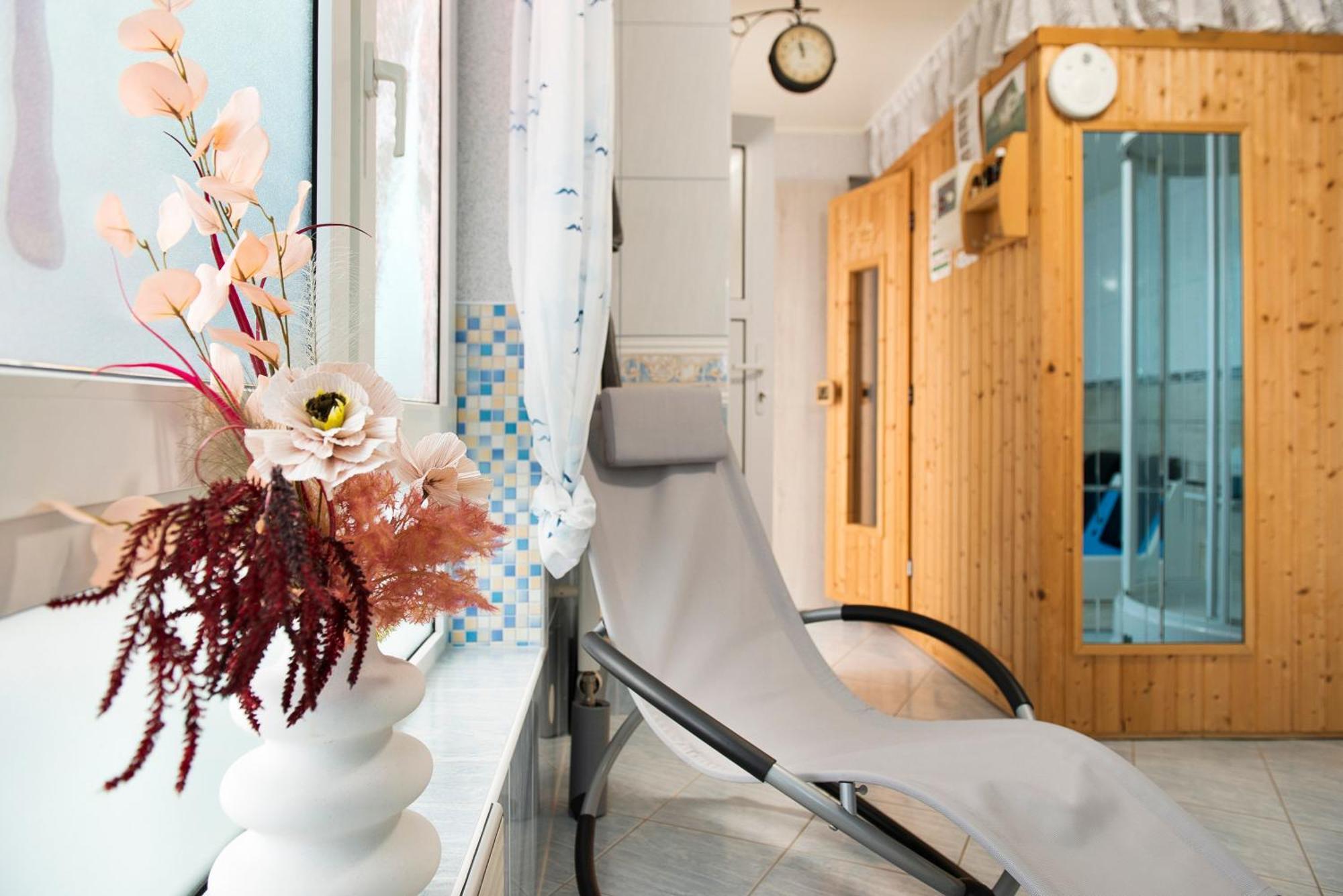 Spawo Mit Sauna Und Whirpool Pfullendorf Εξωτερικό φωτογραφία
