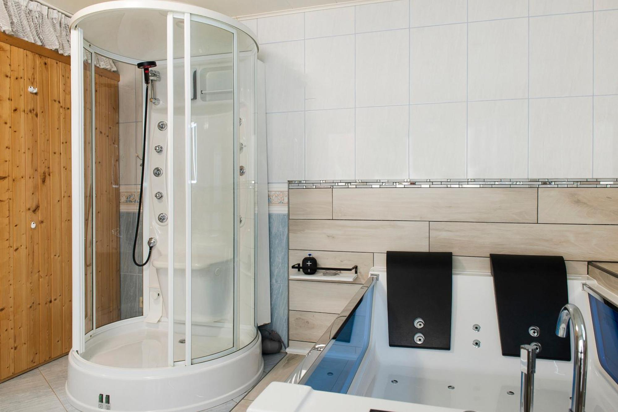 Spawo Mit Sauna Und Whirpool Pfullendorf Εξωτερικό φωτογραφία