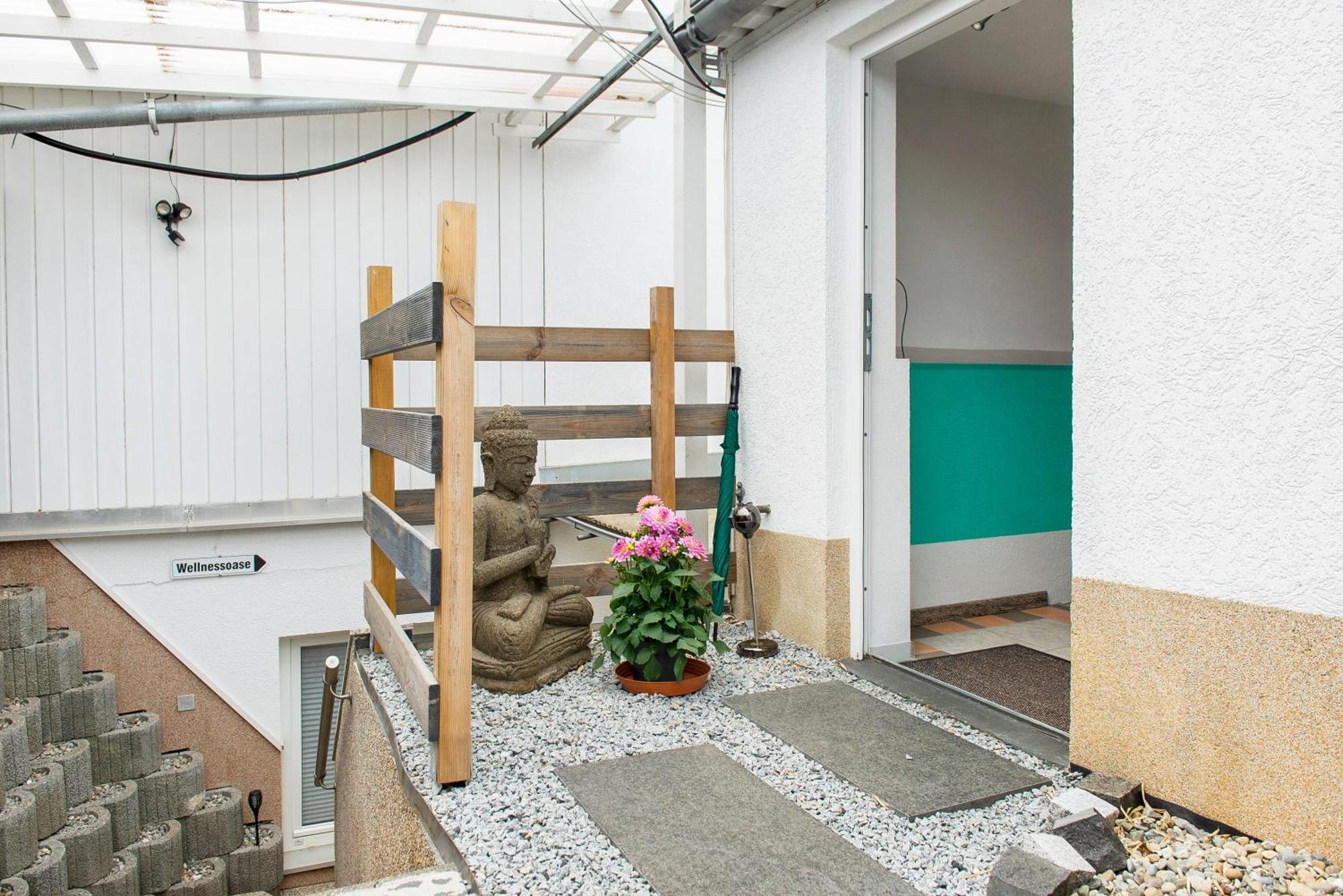Spawo Mit Sauna Und Whirpool Pfullendorf Εξωτερικό φωτογραφία
